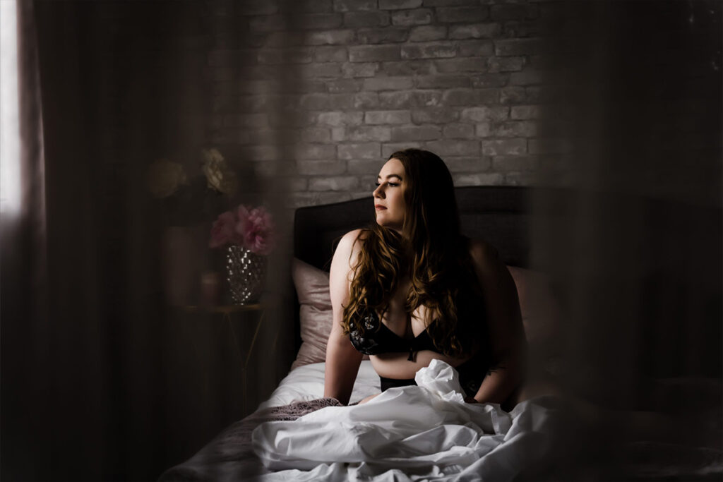 A Woman Poses on Boudoir Photography Ideas (310) Wallpaper , Images and  Photos